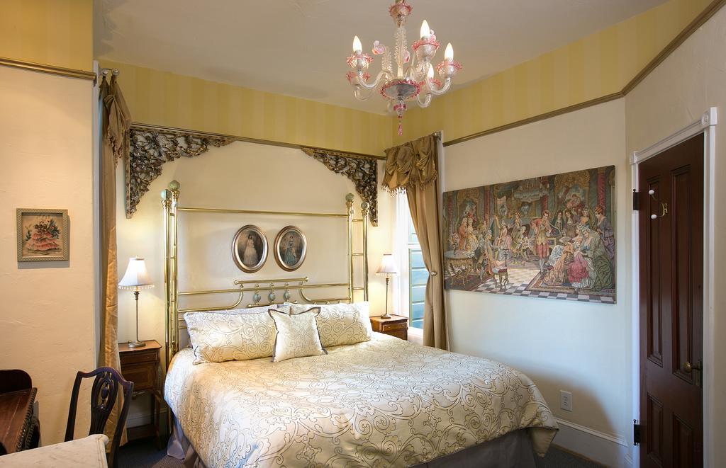 Noe'S Nest Bed And Breakfast Сан-Франциско Экстерьер фото